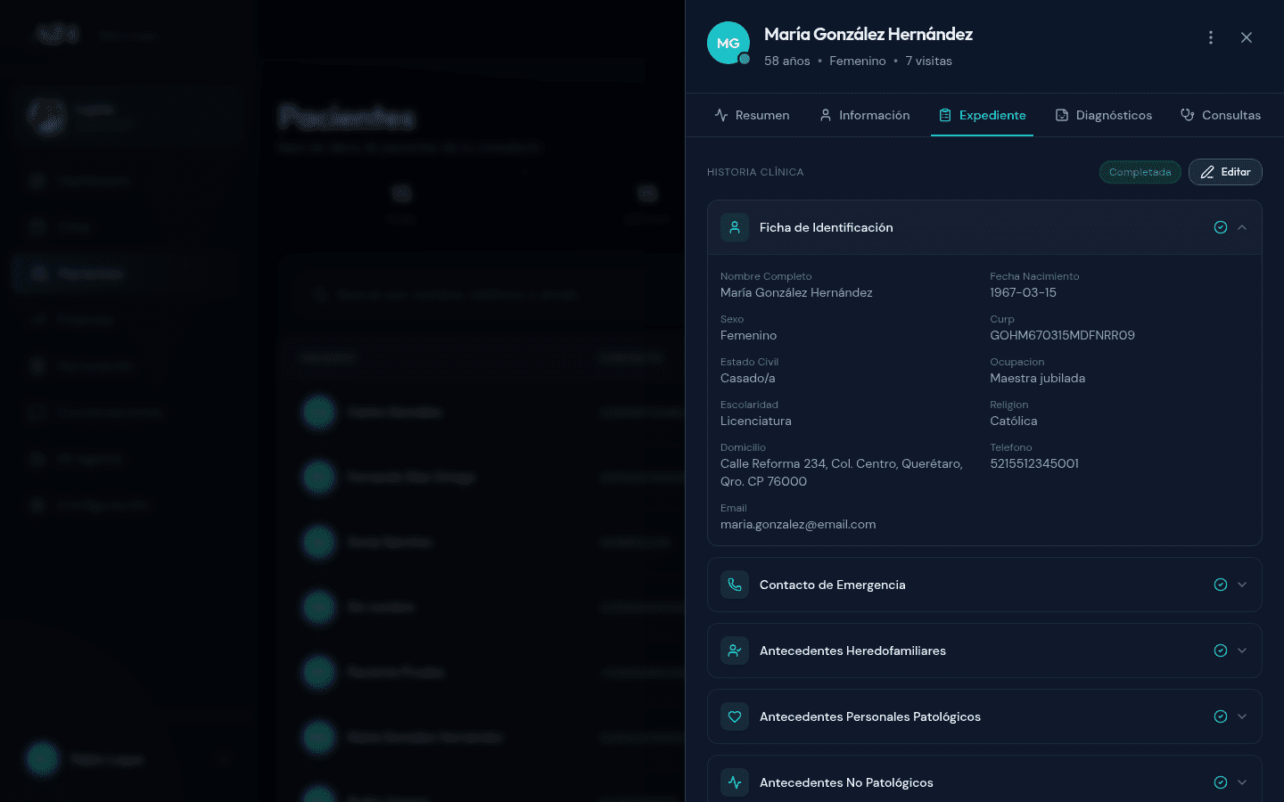 Historia clínica con ficha de identificación